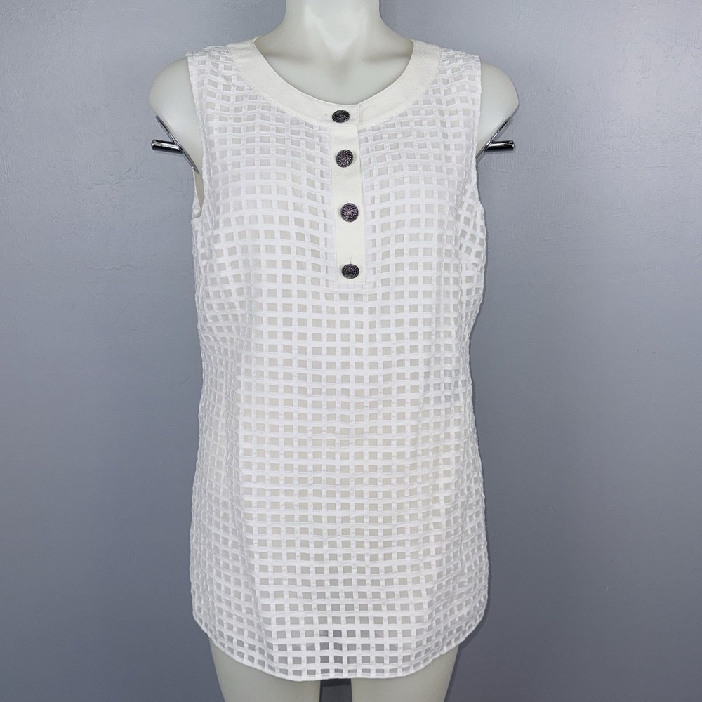 St. John Boutiques Tunic Top Medium Off-White Textured Squares Minimalist *READ